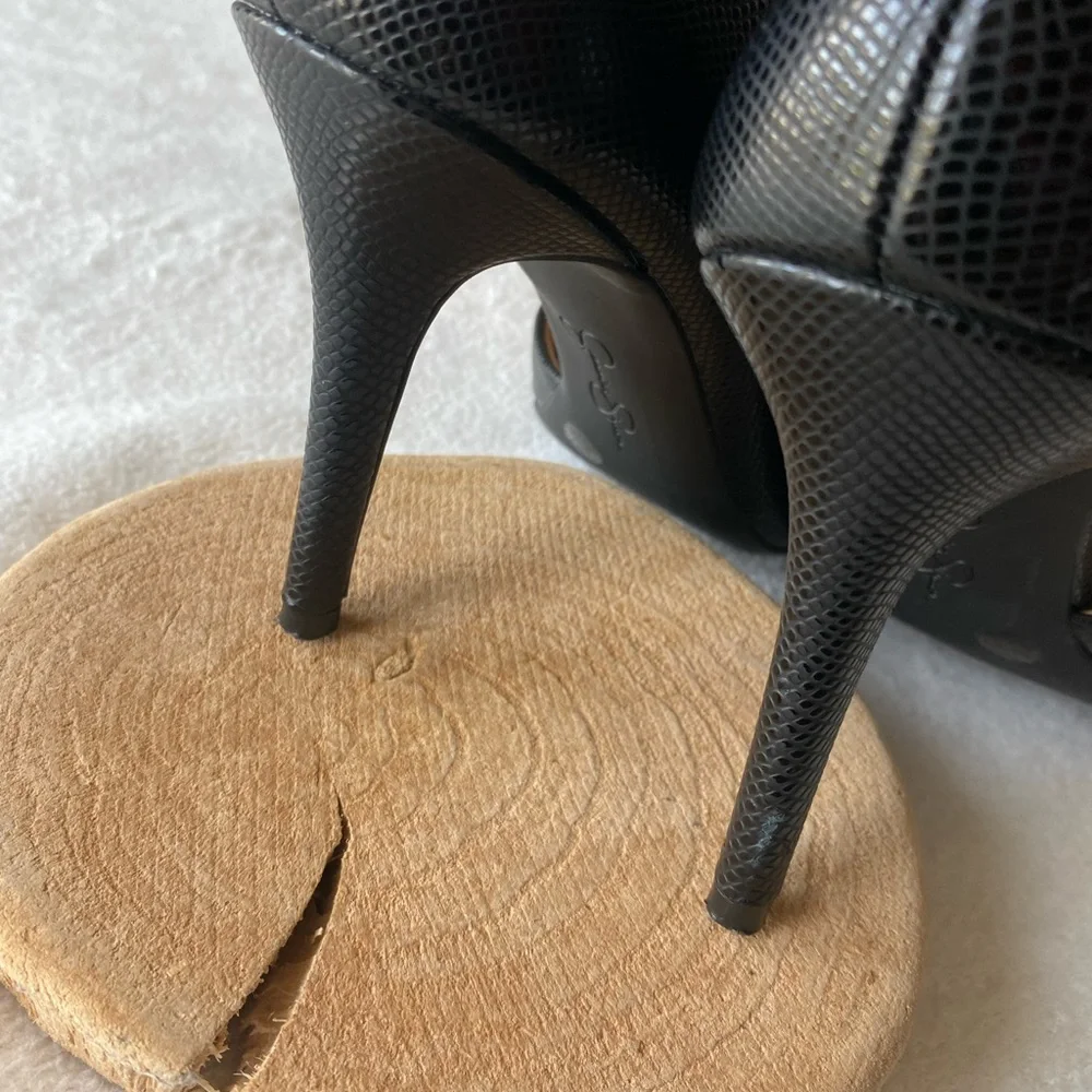 Jessica Simpson Textured Black Heels - Picture 7 of 10